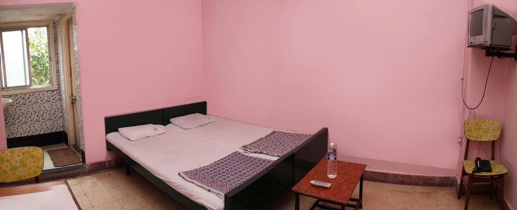 Solanki Guest House Kolhapur Extérieur photo