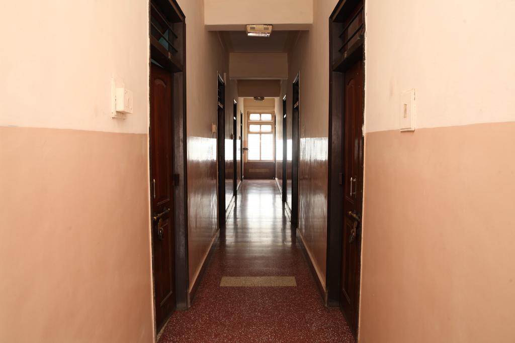 Solanki Guest House Kolhapur Extérieur photo