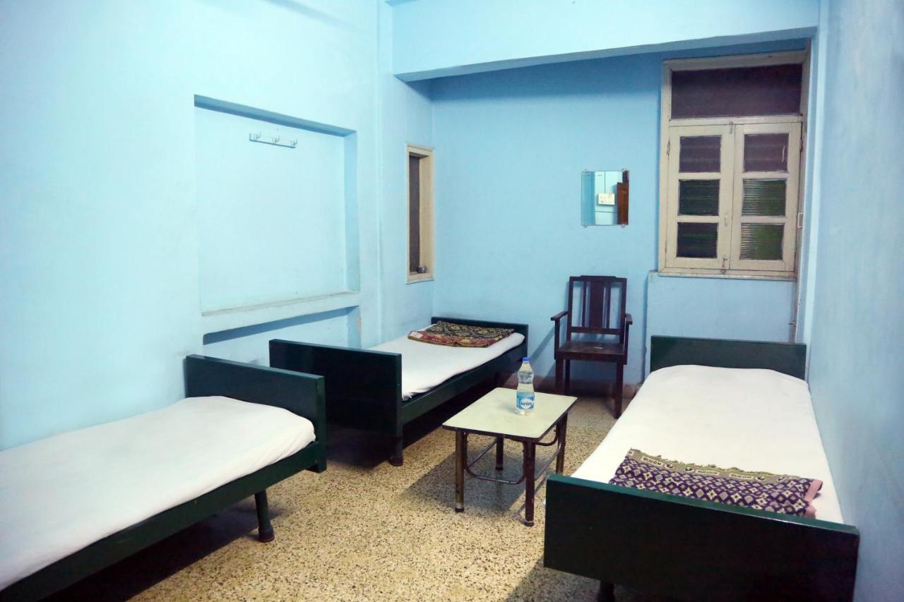 Solanki Guest House Kolhapur Extérieur photo