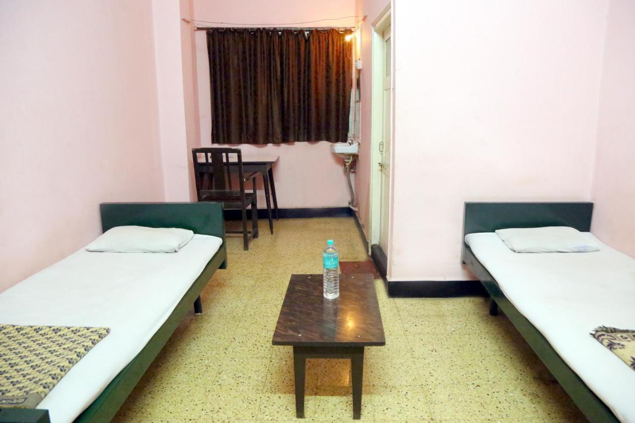 Solanki Guest House Kolhapur Extérieur photo